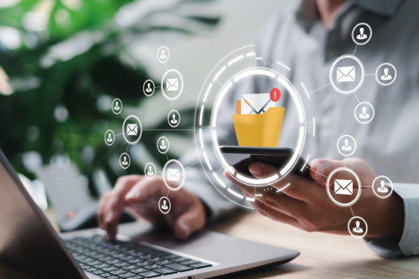 Business,Communication,Email,Marketing,Concept,,Businessman,Use,Smartphones,To,Send Business communication Email marketing concept, Businessman use smartphones to send e-mail contact with customers through the internet data transmission management through a fast network system